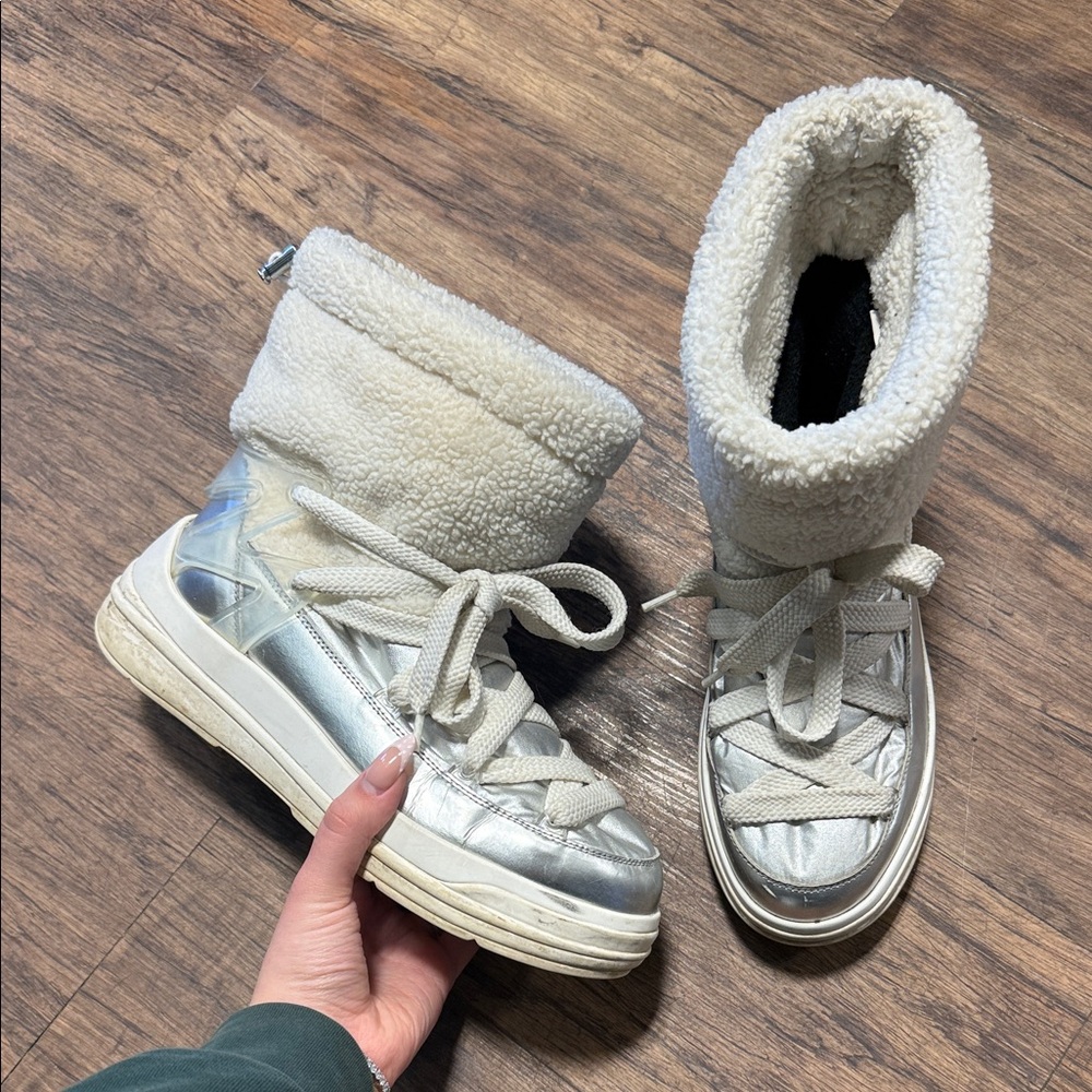 Moncler Silver Metallic Sherpa-Lined Winter Boots
